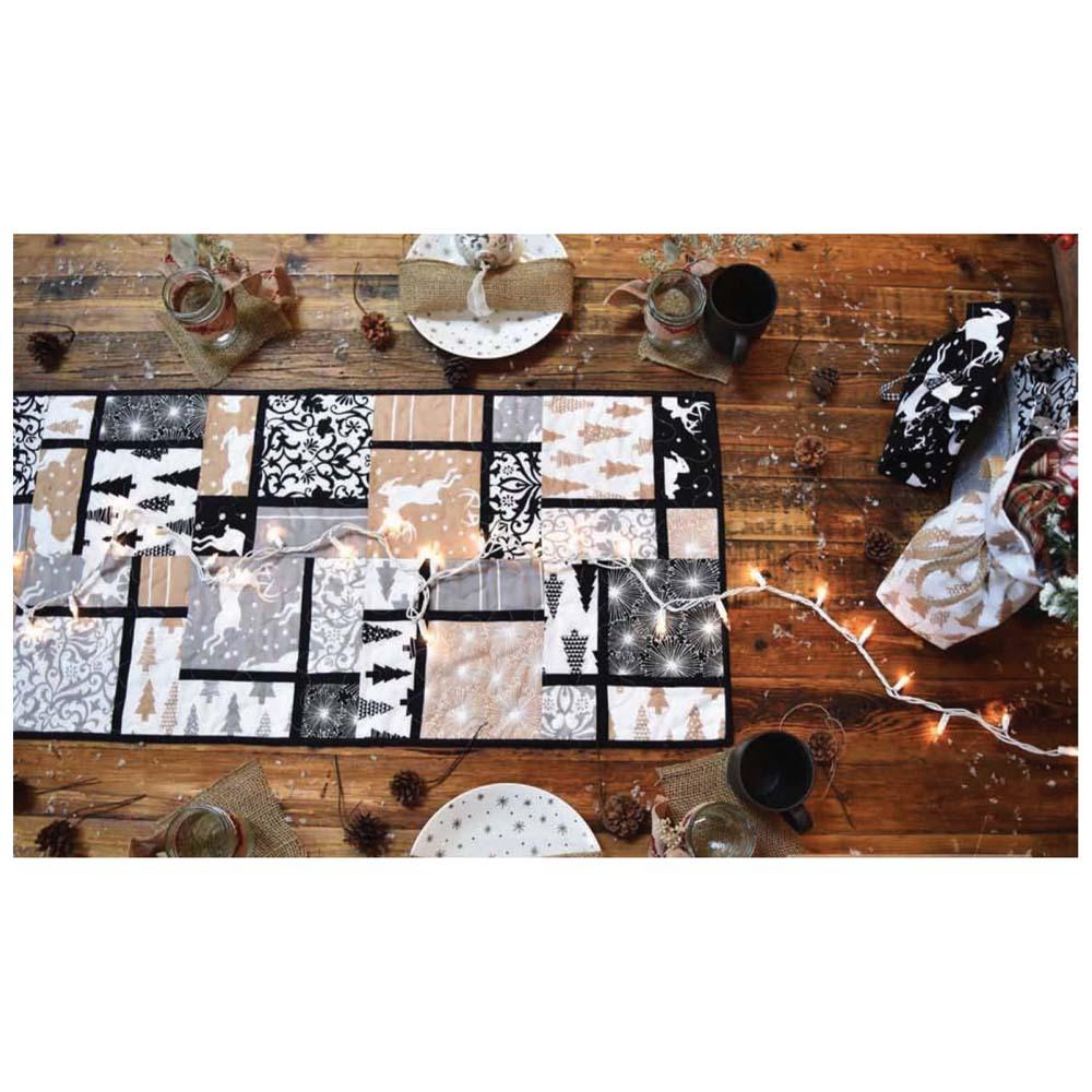 Hoffman Fabrics - Near and Deer Runner Pattern - FREE download