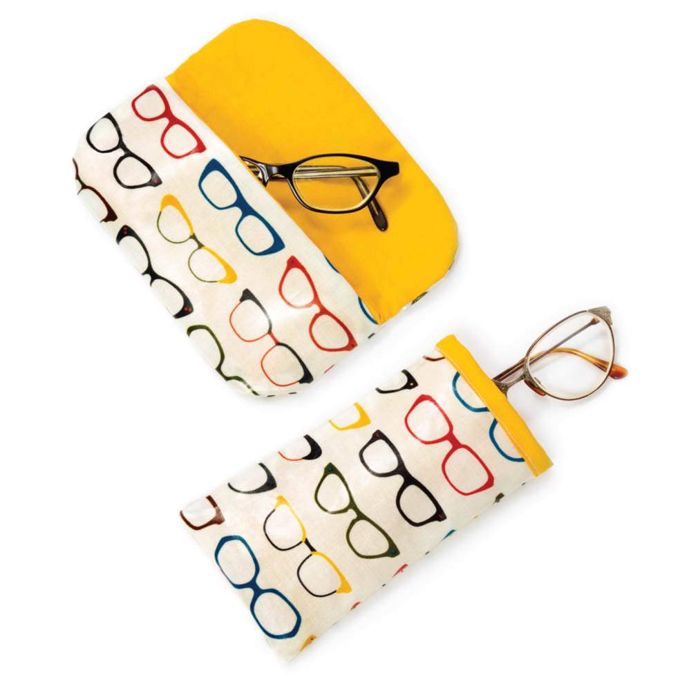 Robert Kaufman - Glasses Case (2 Options) pattern - FREE download